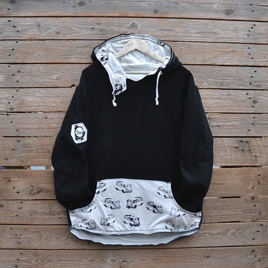 Front fleece Men's reversible hoody, size large in black/natural