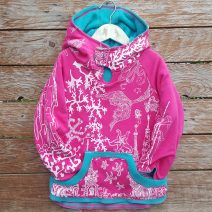 Kid's reversible hoody in jade/cerise