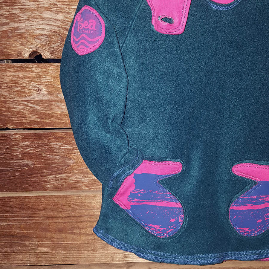 Kid's reversible hoody in teal/cerise - Pockets Kid's reversible hoody in teal/cerise - pockets